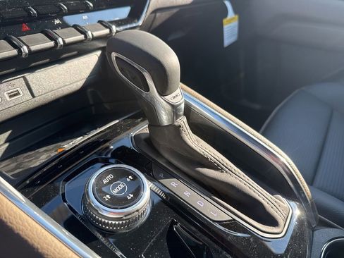 New 2026 GMC Canyon Denali image 35