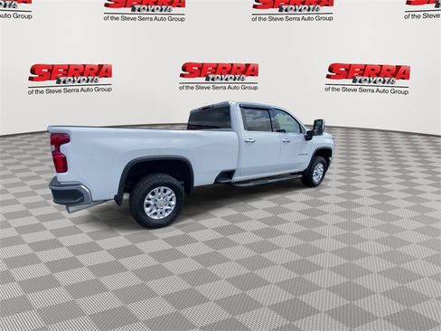 Used 2022 Chevrolet Silverado 3500 LTZ w/ Z71 Off-Road Package image 8