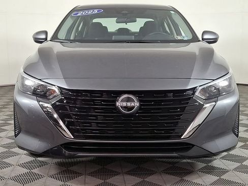 Used 2025 Nissan Sentra SV FWD image 5