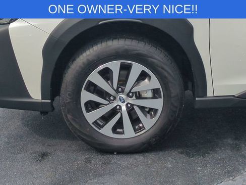 Used 2025 Subaru Outback Premium AWD/4WD image 10