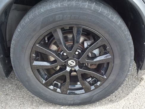 Used 2018 Nissan Rogue SV w/ Premium Package AWD/4WD image 43