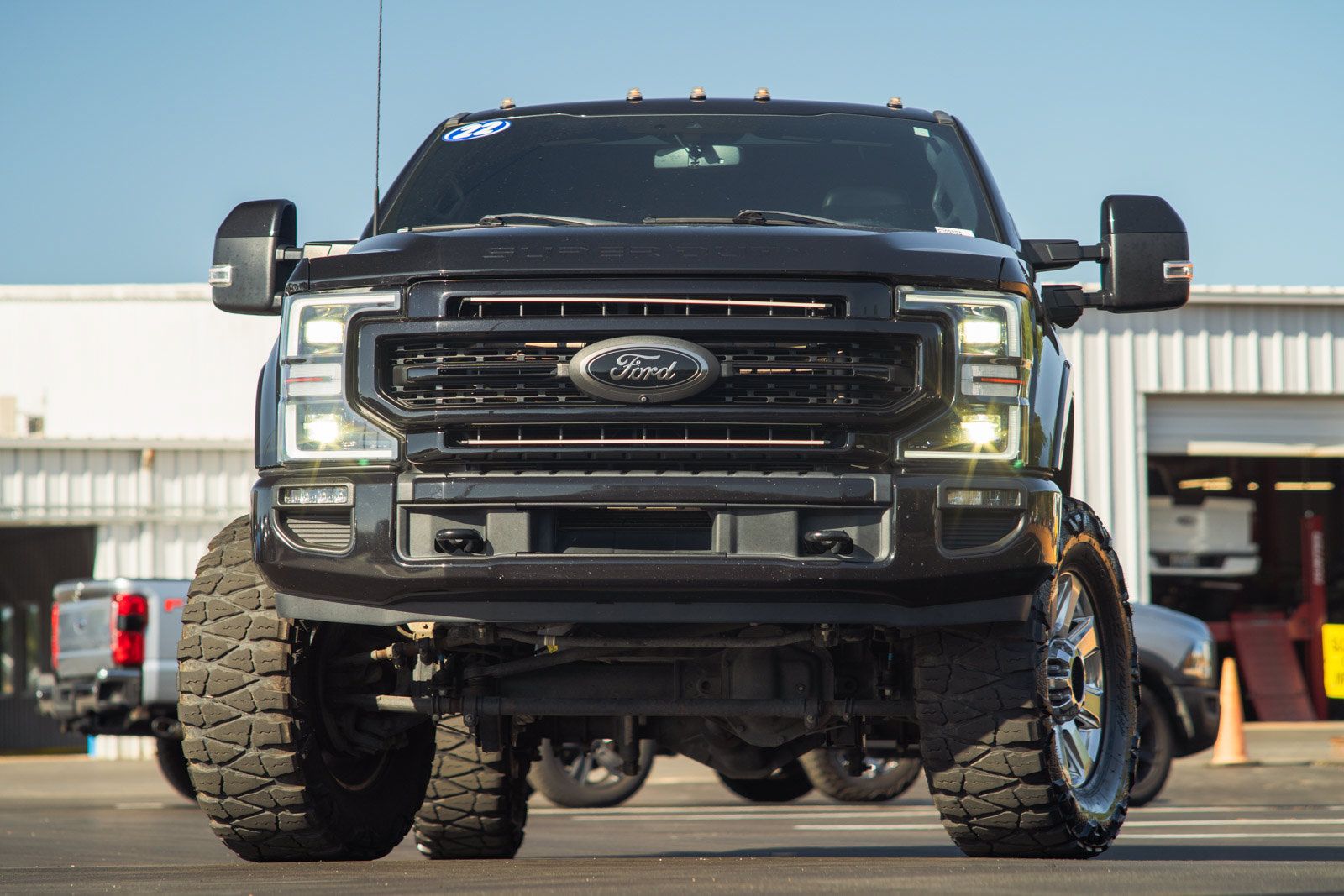 Certified 2022 Ford F250 Lariat w/ Tremor Off-Road Package AWD/4WD image 7