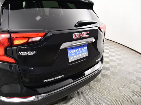 Used 2020 GMC Terrain SLT w/ Preferred Package AWD/4WD image 15