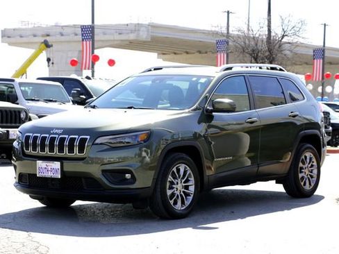 Used 2021 Jeep Cherokee Latitude Plus image 7