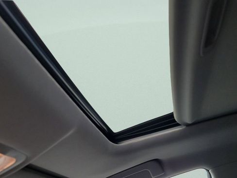 Used 2017 Toyota Highlander XLE image 20