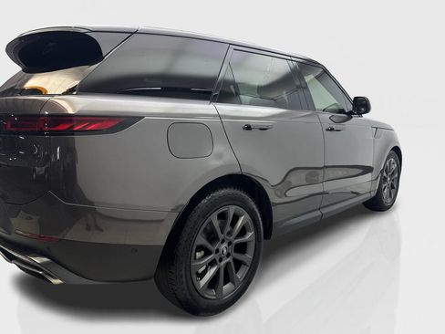 Used 2024 Land Rover Range Rover Sport SE AWD/4WD image 13