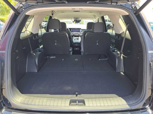 Used 2023 Hyundai Palisade SEL FWD image 16