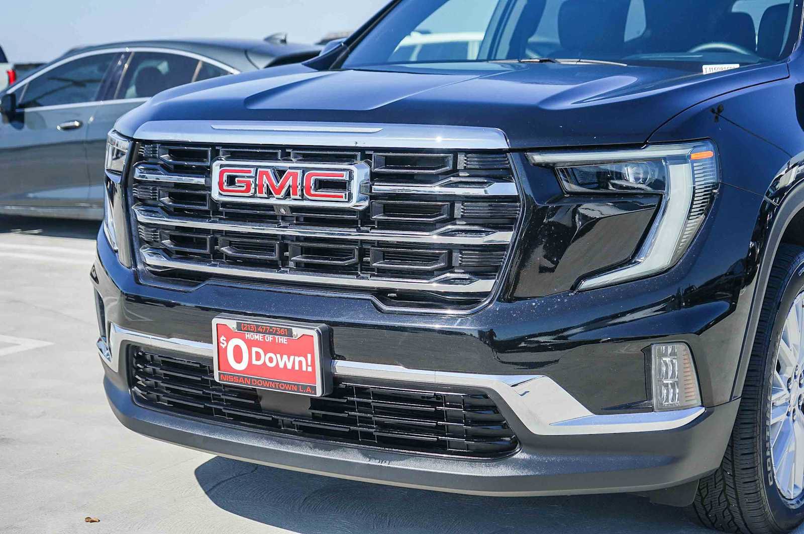 Used 2026 GMC Acadia Elevation w/ Elevation Premium Package AWD/4WD image 5