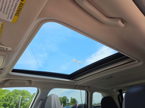 Used 2023 Subaru Forester Premium AWD/4WD image 27