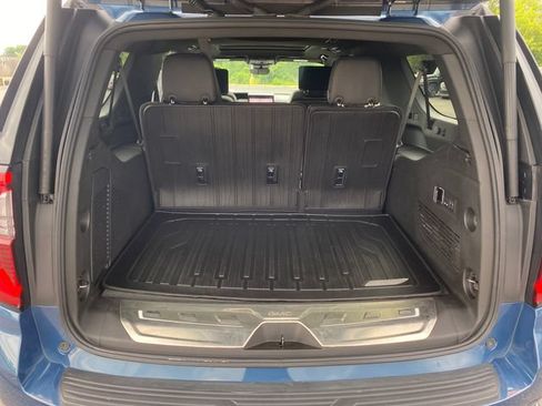 Certified 2025 GMC Yukon XL Denali Ultimate w/ LPO, Illumination Package AWD/4WD image 23
