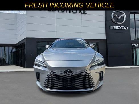 Used 2024 Lexus RX 350 FWD w/ Technology Package image 7