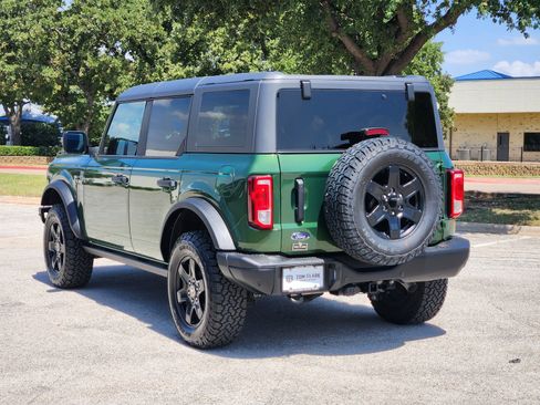 Used 2025 Ford Bronco Big Bend w/ Black Diamond Package AWD/4WD image 4