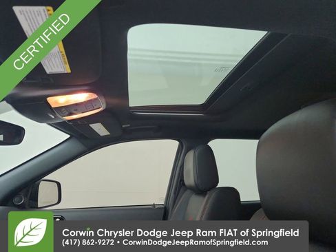 Used 2023 Dodge Durango GT image 31