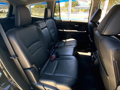 Used 2021 Honda Pilot Special Edition image 19