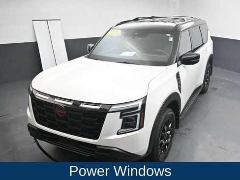 Used 2025 Nissan Armada PRO-4X image 21