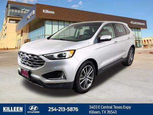 Used 2019 Ford Edge Titanium FWD image 3