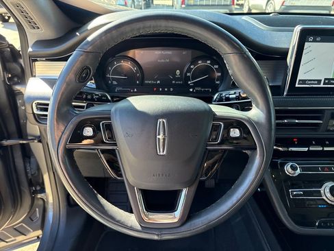 Used 2021 Lincoln Corsair AWD w/ Premium Package image 22