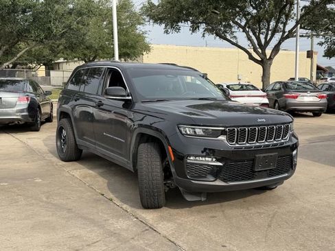 Used 2024 Jeep Grand Cherokee Limited 4xe AWD/4WD image 3