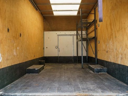 Used 2021 Chevrolet Express 3500 w/ Power Convenience Package image 11