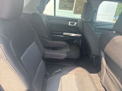 Certified 2022 Ford Explorer XLT RWD image 23