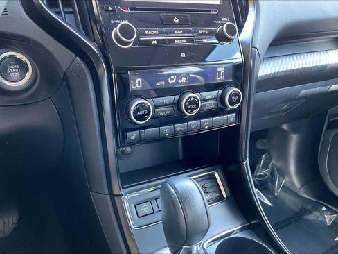 Used 2022 Subaru Ascent Onyx Edition image 32