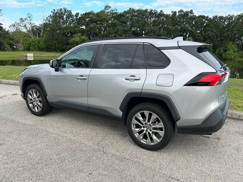 Certified 2023 Toyota RAV4 XLE Premium AWD/4WD image 4