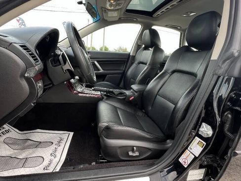 Used 2009 Subaru Legacy 3.0R Limited AWD/4WD image 10