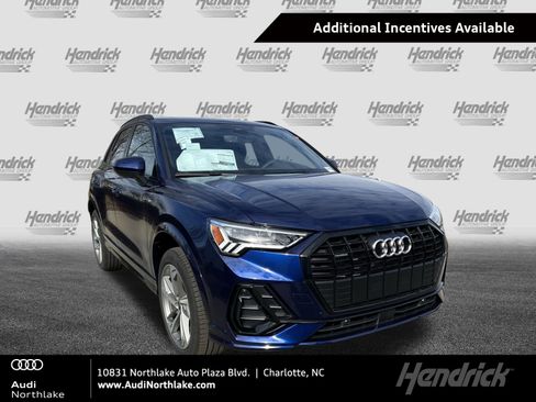 New 2025 Audi Q3 2.0T Premium image 1