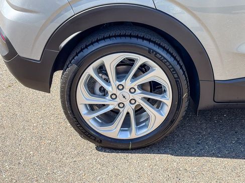 New 2027 Chevrolet Bolt LT w/ Comfort Package image 10