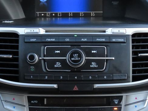 Used 2013 Honda Accord LX image 19