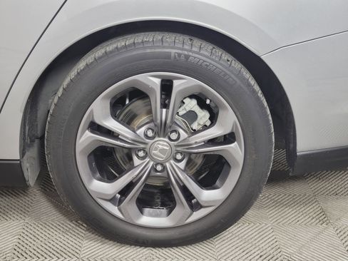 Used 2023 Honda Accord EX image 9