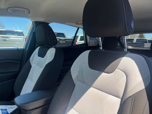 Certified 2024 Chevrolet Trax LS w/ LS Convenience Package FWD image 13
