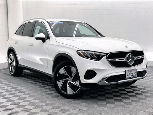 Certified 2023 Mercedes-Benz GLC 300 image 34