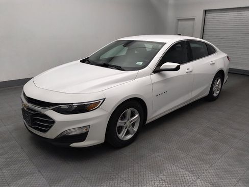Used 2022 Chevrolet Malibu LS w/ Driver Confidence Package II FWD image 2