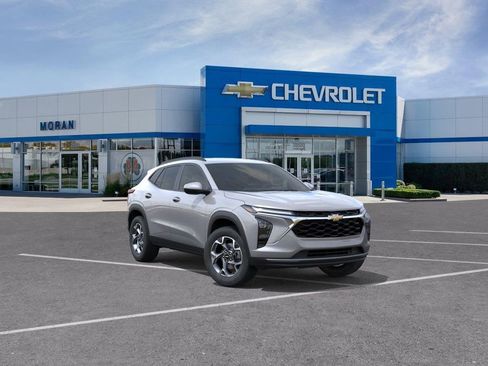 New 2026 Chevrolet Trax LT w/ Driver Confidence Package FWD image 1
