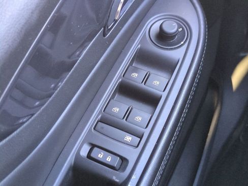 Used 2021 Buick Encore Preferred w/ Safety Package image 23