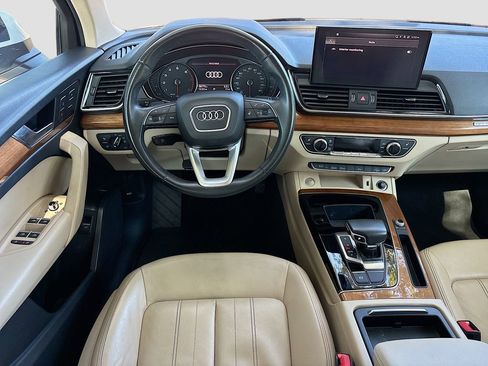 Used 2021 Audi Q5 2.0T Premium w/ Convenience Package image 24