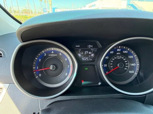 Used 2016 Hyundai Elantra Value Edition FWD image 16