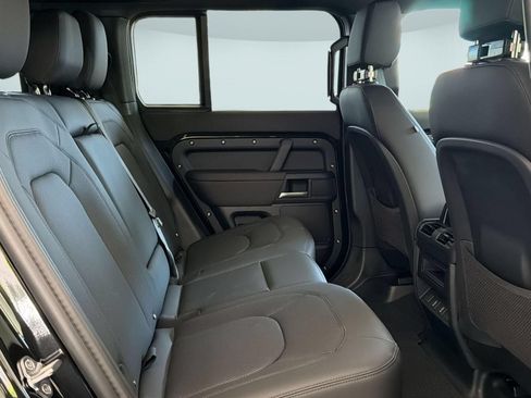 New 2026 Land Rover Defender 110 X-Dynamic SE AWD/4WD image 29