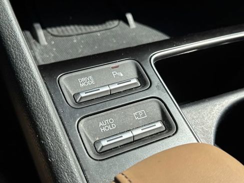 Used 2025 Hyundai Sonata Limited FWD image 28