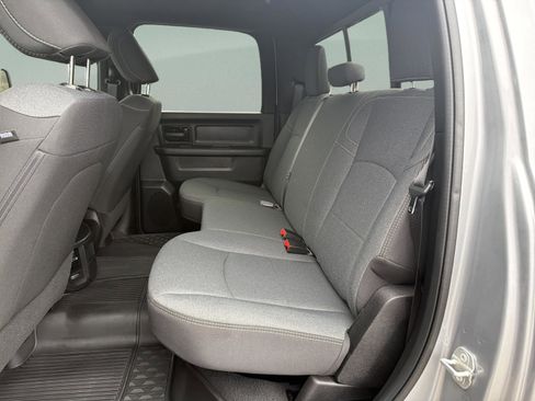 Used 2024 RAM 2500 Tradesman w/ Chrome Appearance Group image 20