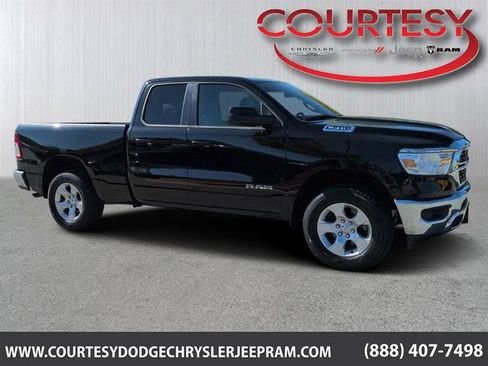 Certified 2022 RAM 1500 Big Horn AWD/4WD image 1