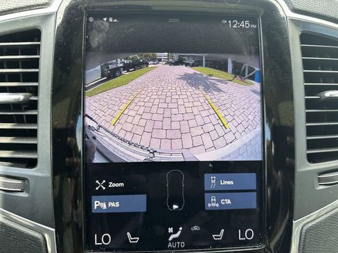 Used 2020 Volvo XC90 T6 Momentum AWD/4WD image 24