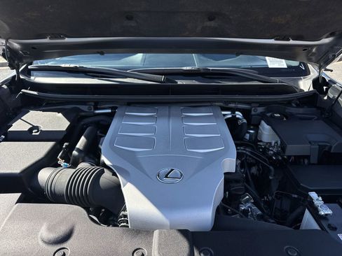 Used 2023 Lexus GX 460 Premium w/ Premium Plus Package image 34