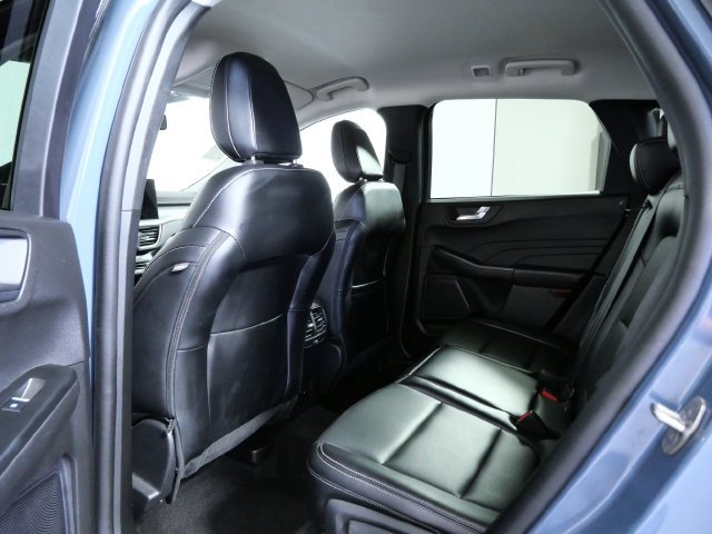 Certified 2025 Ford Escape Platinum AWD/4WD image 13
