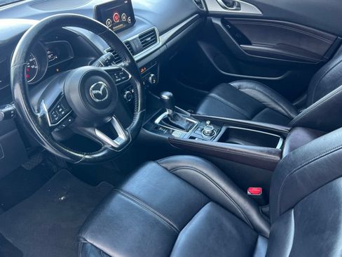 Used 2017 MAZDA MAZDA3 Touring FWD image 7