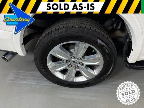 Used 2018 Ford F150 Platinum w/ Equipment Group 701A Luxury RWD image 11