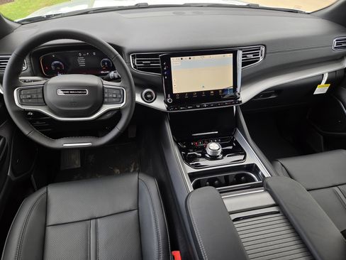 New 2026 Jeep Grand Wagoneer L 4WD image 22
