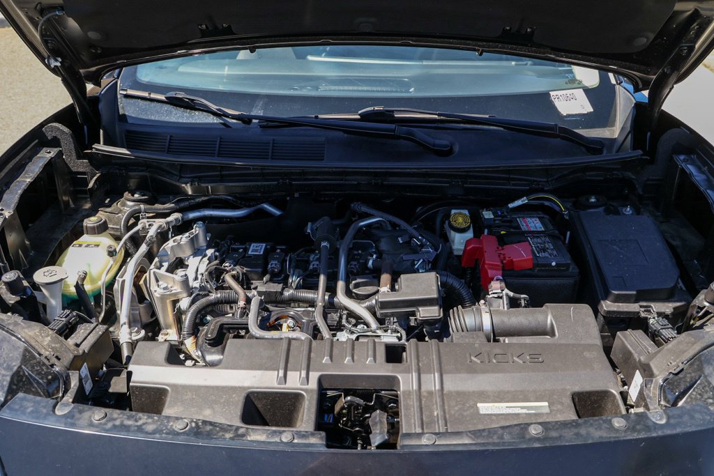 Used 2025 Nissan Kicks SV FWD image 34
