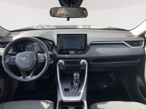 Used 2021 Toyota RAV4 XLE image 25
